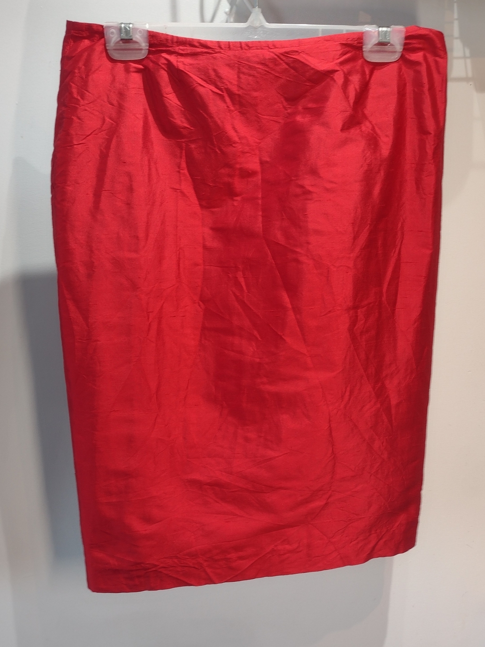 100% Silk Red Pencil Skirt (Sz 8) Canadian Designer Classic Lux Event Formal - Picture 3 of 7